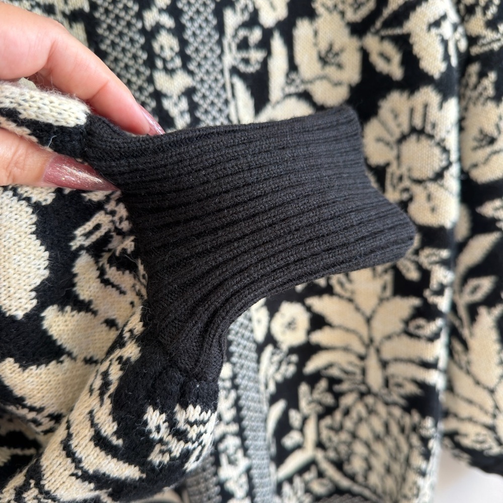 FARM RIO Pineapple Garden Mini Knit Sweater Dress - Picture 10 of 13